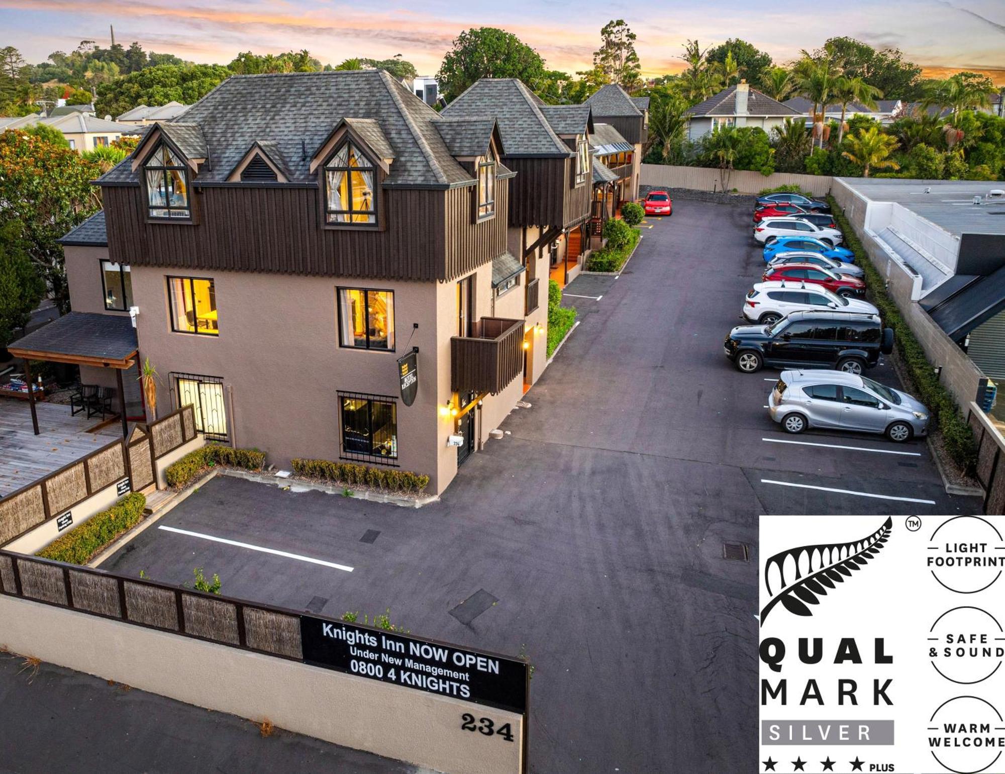 Knights Inn Auckland Extérieur photo
